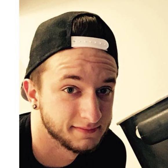 Meet your Posher, Jonathon - Picture 1 of 1